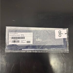 alo Navy Performance Conquer Headband